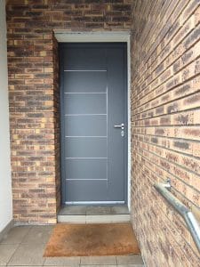 Porte entree Grise pleine Dijon