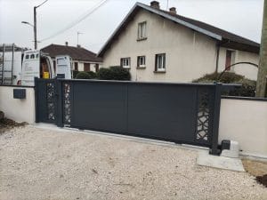 Portail contemporain en Alu Dijon