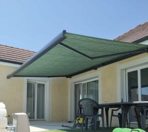 Store banne gris sur mesure de 6m de long