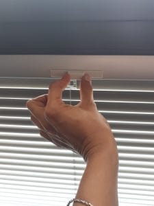 Store regalble pour bureau Dijon Abrisun Fermeturs