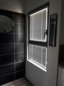 Store pour fenêtre Salle de Bain Dijon 21