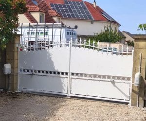 portail classique blanc Dijon Beaune