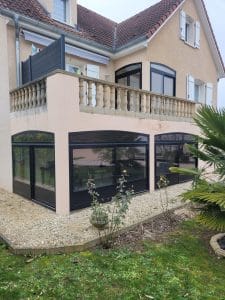 veranda grise moderne