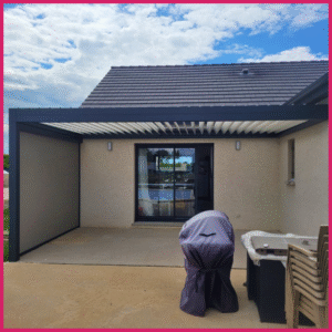 pergola bioclimatique avec screens Brazey en Plaine