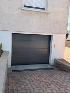 Porte de garage sectionnelle plafond 21